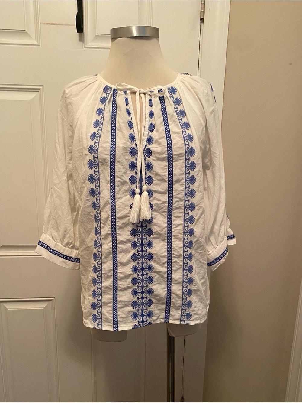 Karen Kane White Tunic with Blue Embroidery